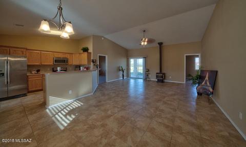 9287 S Springtail Dr, Hereford, AZ 85615 photo 2