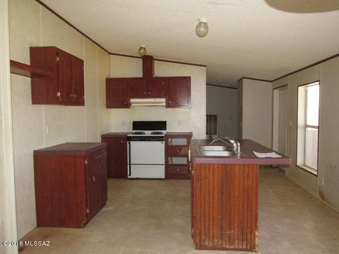 5568 E Hermans Rd, Tucson, AZ 85756 photo 6