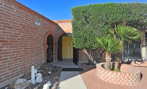 5835 E 3rd St, Tucson, AZ 85711 photo 2