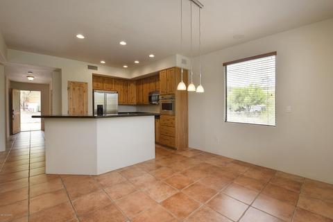 540 S Stephanie Loop, Tucson, AZ 85745 photo 5