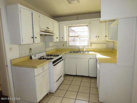 1250 E 15th St, Douglas, AZ 85607 photo 4