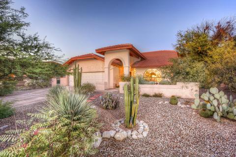 8251 E Cholla Dr, Tucson, AZ 85750 photo 1