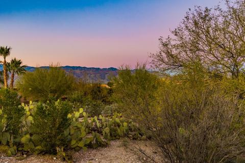 10595 E Barclay Park Loop, Tucson, AZ 85748 photo 2