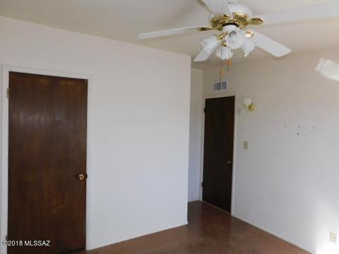 5609 E 34th St, Tucson, AZ 85711 photo 9