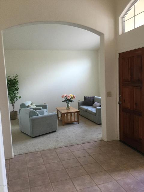 10710 E Migratory Pl, Tucson, AZ 85748 photo 2