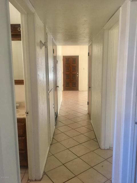 2403 E 20th St, Tucson, AZ 85719 photo 8