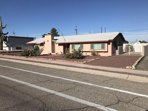 8541 E Kenyon Dr, Tucson, AZ 85710 photo 1