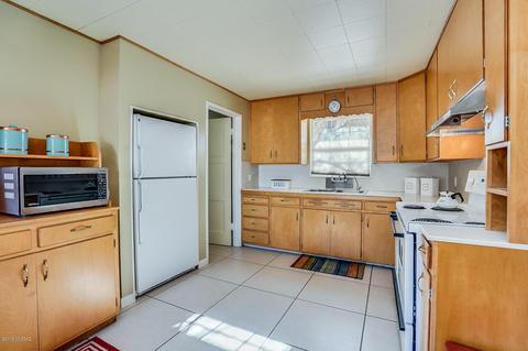 4111 E Poe St, Tucson, AZ 85711 photo 17
