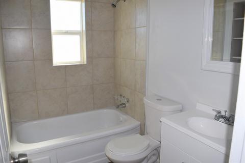 2010 E Granito Vis, Tucson, AZ 85713 photo 9