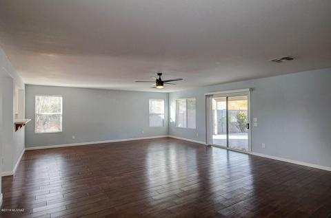 5841 E Hackle Ln, Tucson, AZ 85756 photo 2