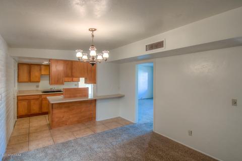 7430 E Brooks Dr, Tucson, AZ 85730 photo 14