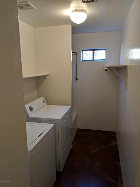 412 E Geronimo Bluff Loop, Tucson, AZ 85705 photo 11