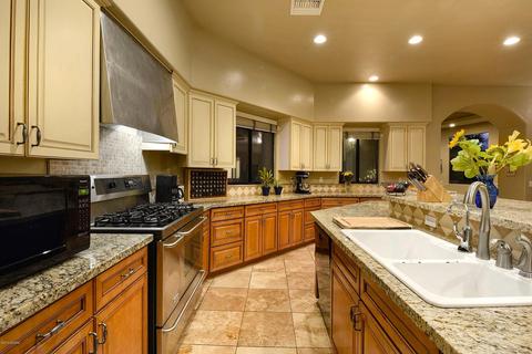 10050 E Walnut Tree Dr, Tucson, AZ 85749 photo 8