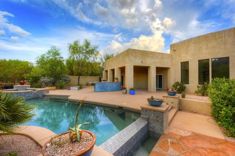 10050 E Walnut Tree Dr, Tucson, AZ 85749 photo 4