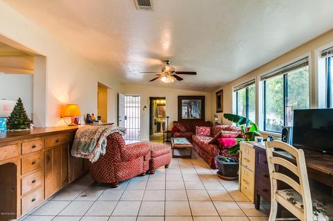 823 S Erin Ave, Tucson, AZ 85711 photo 27