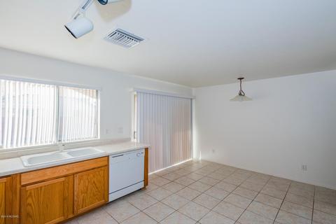 4168 E Agate Knoll Dr, Tucson, AZ 85756 photo 12