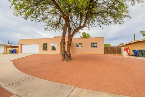 7831 E Longleaf Pl, Tucson, AZ 85730 photo 2