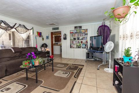 141 E Mohave Rd, Tucson, AZ 85705 photo 6