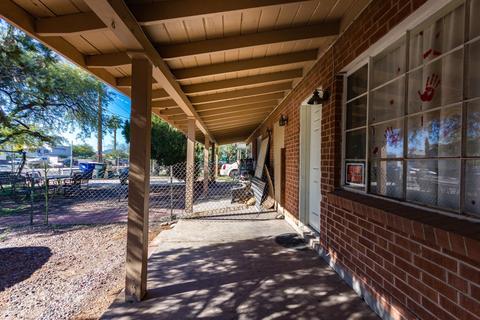 141 E Mohave Rd, Tucson, AZ 85705 photo 2