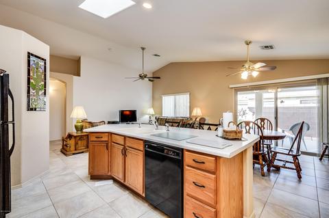 8582 S Compass Dr, Tucson, AZ 85756 photo 18