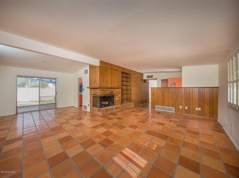 6165 E 3rd St, Tucson, AZ 85711 photo 8