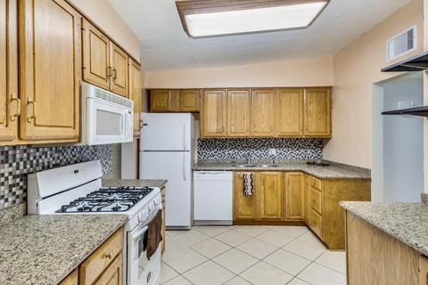 2932 E Beverly Dr, Tucson, AZ 85716 photo 2