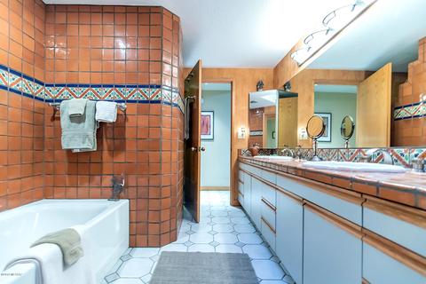 5608 E Circulo Terra, Tucson, AZ 85750 photo 26