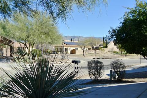 10592 E Feltleaf Willow Trl, Tucson, AZ 85747 photo 24