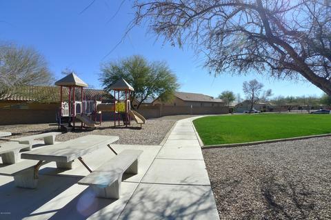 10592 E Feltleaf Willow Trl, Tucson, AZ 85747 photo 26