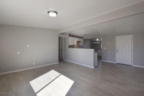 4725 E 27th St, Tucson, AZ 85711 photo 5