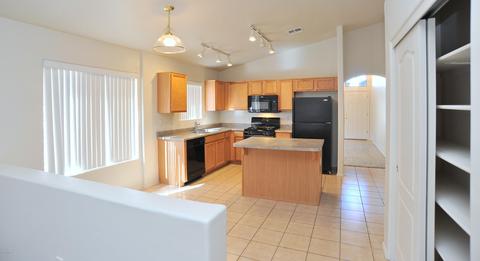 13252 E Mesquite Flat Spring Dr, Vail, AZ 85641 photo 2