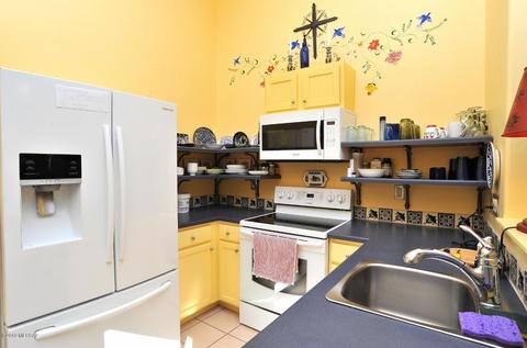 7683 E Sierra Park Loop, Tucson, AZ 85710 photo 4