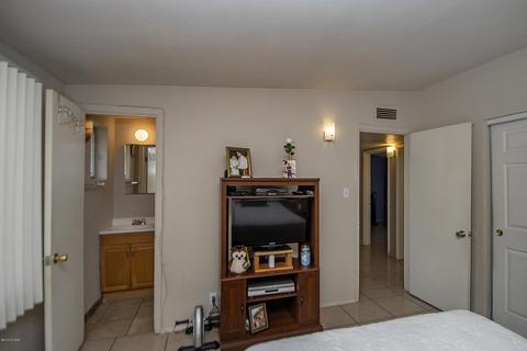 6130 E 30th St, Tucson, AZ 85711 photo 13