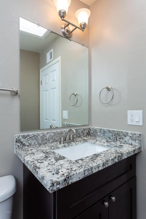 8748 E Patterson Dr, Tucson, AZ 85710 photo 14