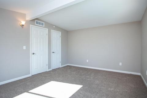 8748 E Patterson Dr, Tucson, AZ 85710 photo 16