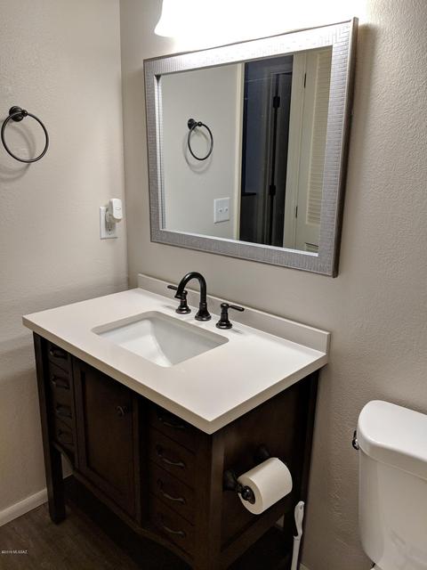 871 E Peppergrass Ln, Tucson, AZ 85719 photo 13