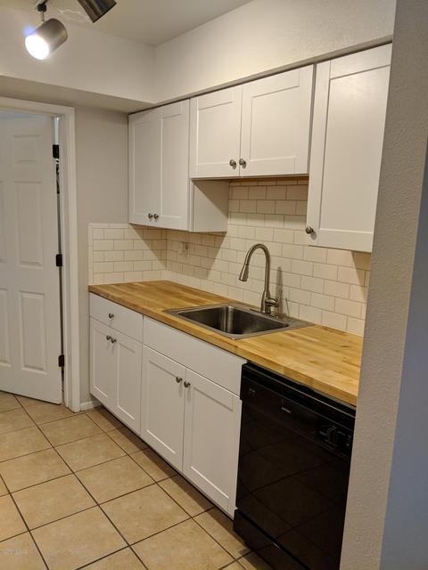 871 E Peppergrass Ln, Tucson, AZ 85719 photo 8