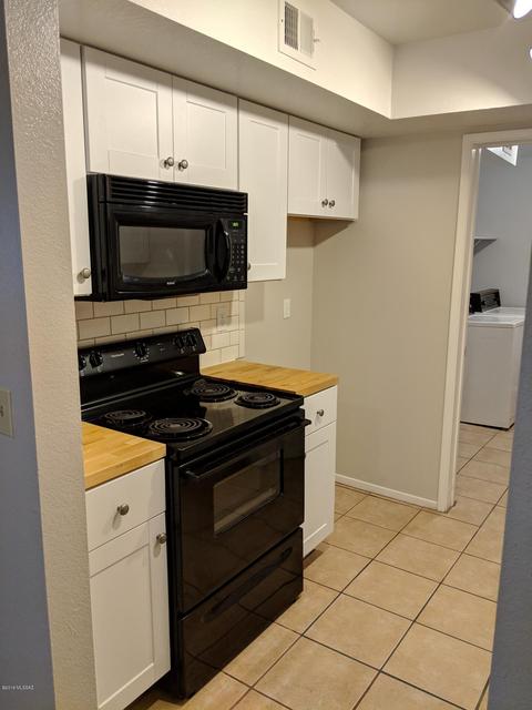 871 E Peppergrass Ln, Tucson, AZ 85719 photo 7