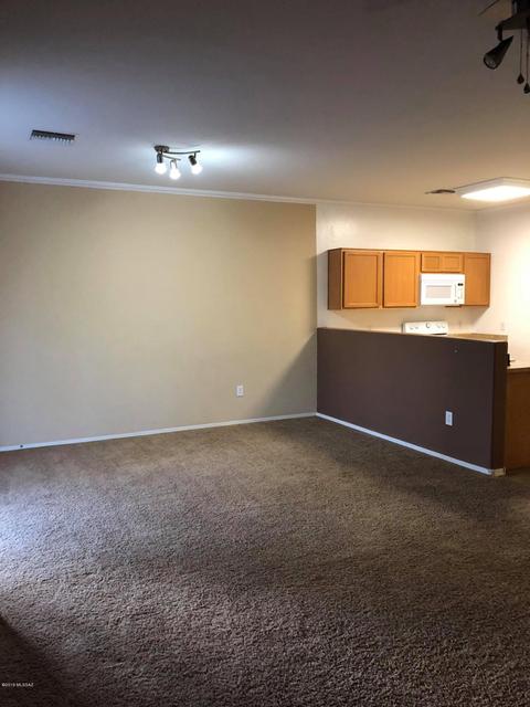 5258 E Desert Straw Ln, Tucson, AZ 85756 photo 10