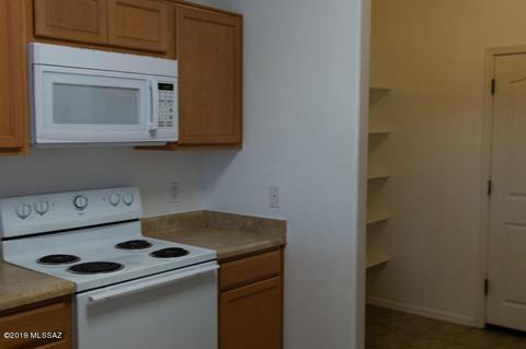 5258 E Desert Straw Ln, Tucson, AZ 85756 photo 7