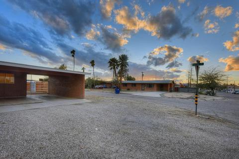 802 E Copper St, Tucson, AZ 85719 photo 29