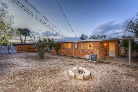 802 E Copper St, Tucson, AZ 85719 photo 2