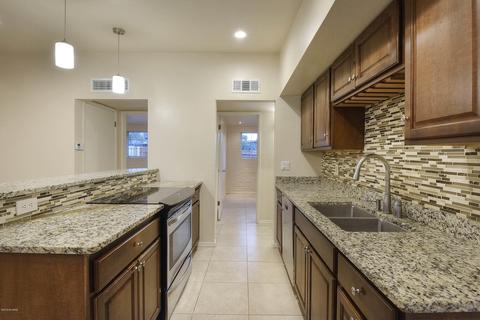 802 E Copper St, Tucson, AZ 85719 photo 3