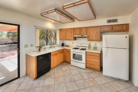 1180 E Haystack Dr, Oro Valley, AZ 85755 photo 9