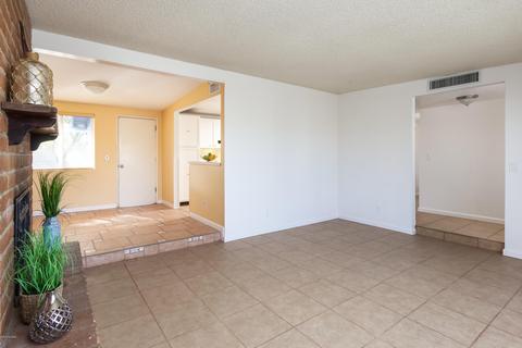 8518 E 19th St, Tucson, AZ 85710 photo 4