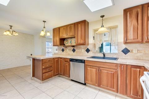 7670 E Tulip Tree St, Tucson, AZ 85730 photo 7