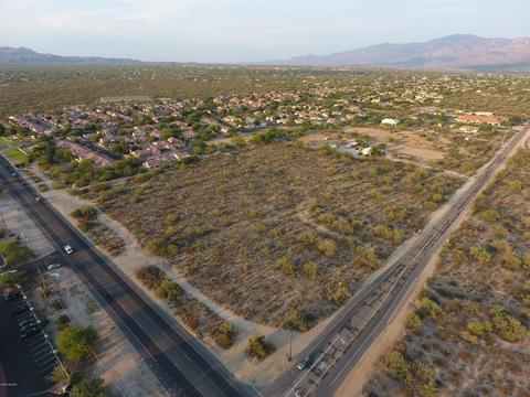 W Sumter Drive, Tucson, AZ 85742