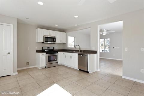 5028 E Desert Straw Ln, Tucson, AZ 85756 photo 4