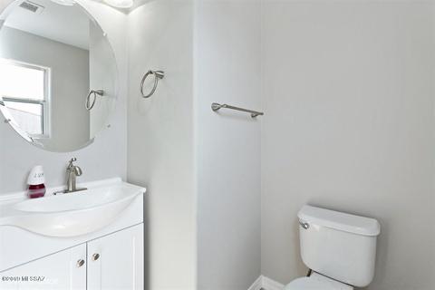 5028 E Desert Straw Ln, Tucson, AZ 85756 photo 7