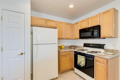 8458 E Sarnoff Ridge Loop, Tucson, AZ 85710 photo 10